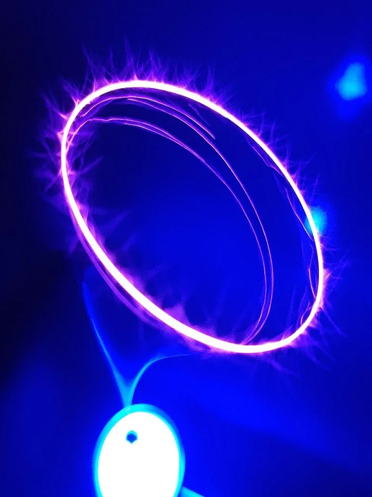 

Music Tesla Electric Circle Plasma Speakers EDM Singing Lights in Space Electronic Technology Experiment