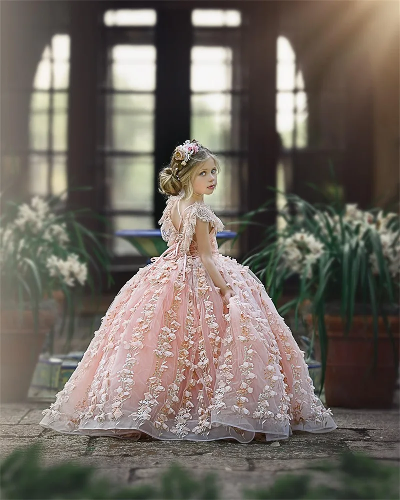 Cute Pink Flower Girl Dresses 3D Floral Appliqued Cap Sleeve Little Kids Wedding Dress Beautiful Girls Pageant Party Gowns