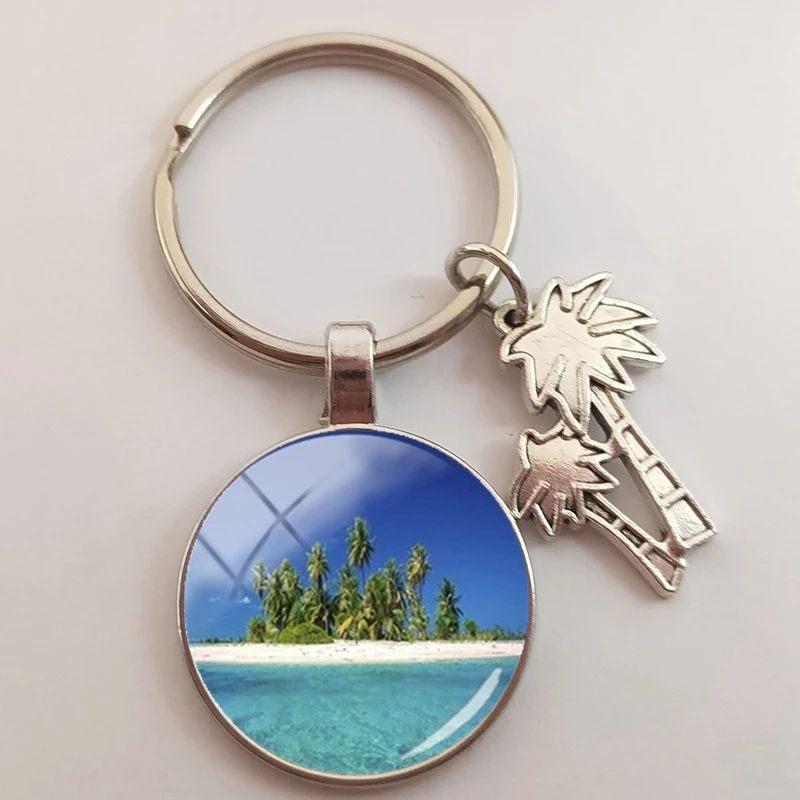 Beautiful beach keychain Maldives scenery keychain ocean landscape charm keychain beach coconut tree relax gift travel jewelry