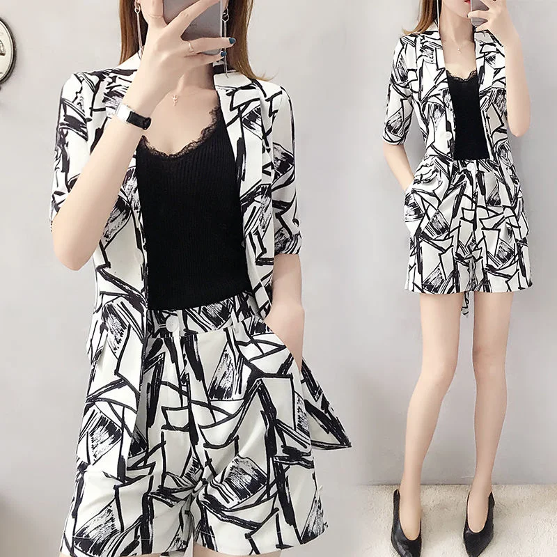 

Women's Office Suit 2021 New Korean Fashion Temperament Blazer Dress Women Wide Leg Shorts Waistcoat Two Piece Set Foreign Style