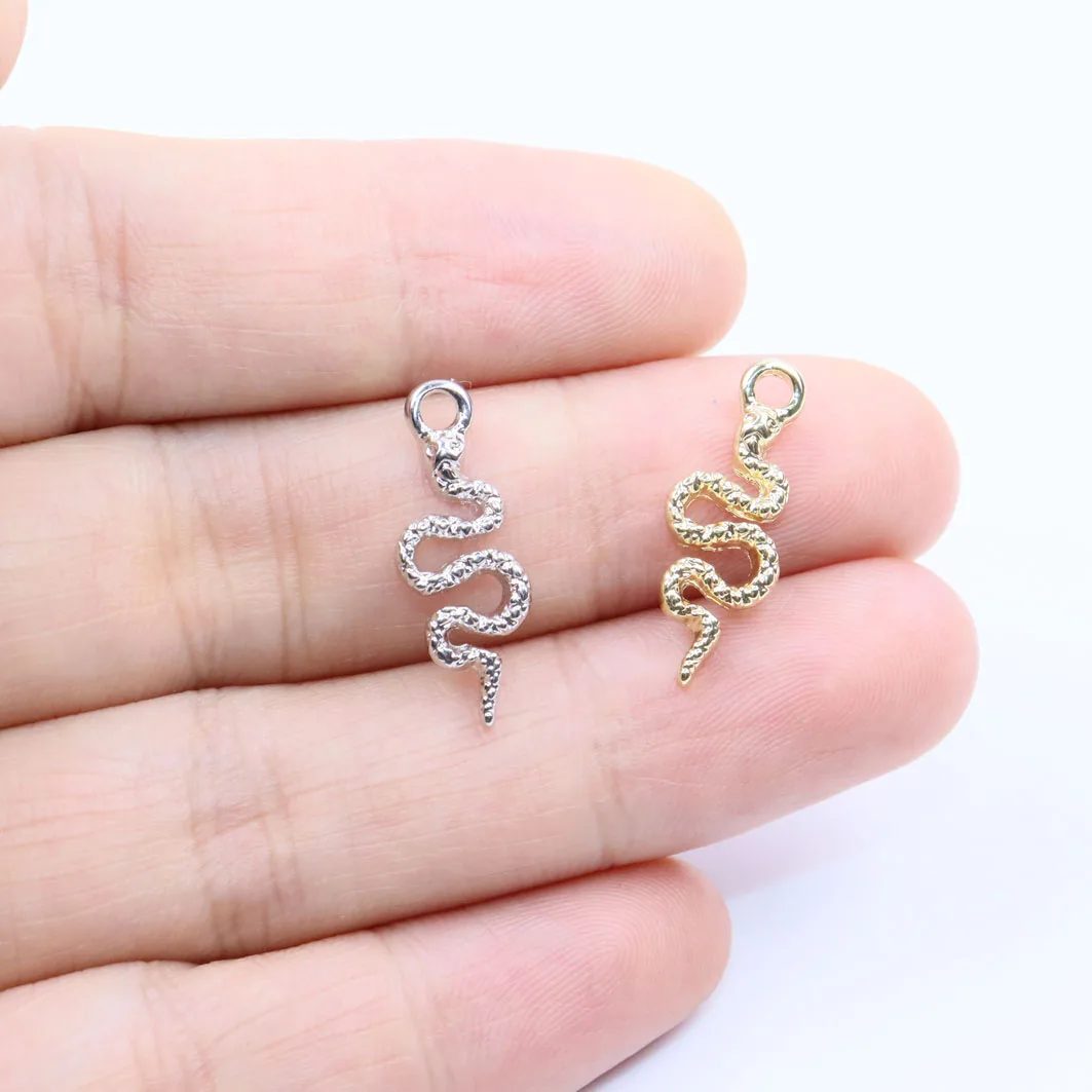 Eruifa 20pcs 20*8mm Popular Snake Zinc Alloy Jewelry DIY Charms Pendant Women Girl Necklace, Earring Bracelet 2 Colors