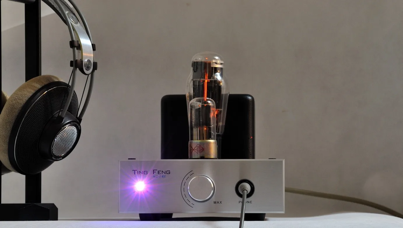 

New MZ-1 RE tube headphone amplifier 6N8P shuguang 6N5P tube, driving dynamic headphones with impedance between 32-300 ohm