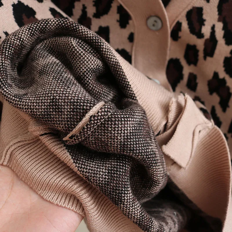 2021 wiosna jesień Vintage wzór w cętki kobiety sweter z dzianiny V-Neck przyciski krótki kardigan Casual kobieta odzież damska