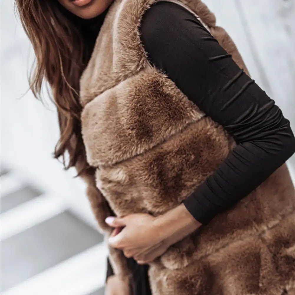 Autumn Winter Women Jacket Vest Solid Color Round Neck Faux Fur Coat Thick Crew Neck Outerwear Plush Jacket for Women