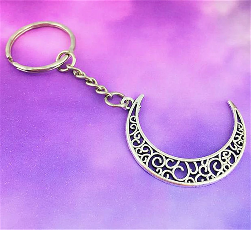 Crescent Moon Keychain, Ornate Moon Keyring, Pastel Goth Accessory, Lunar Gift for Her, Celestial Gift Witch, Space Boho Gift