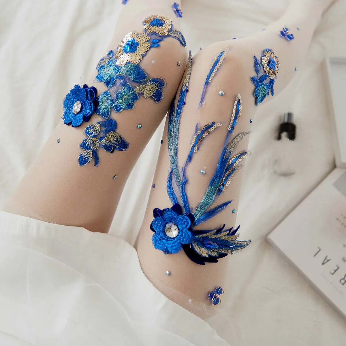 

Ladies Sexy Fashion Embroidered Flowers Cherry Blue Fairy Pattern Pantyhose Hand Patterns Tights Sections And Thickening