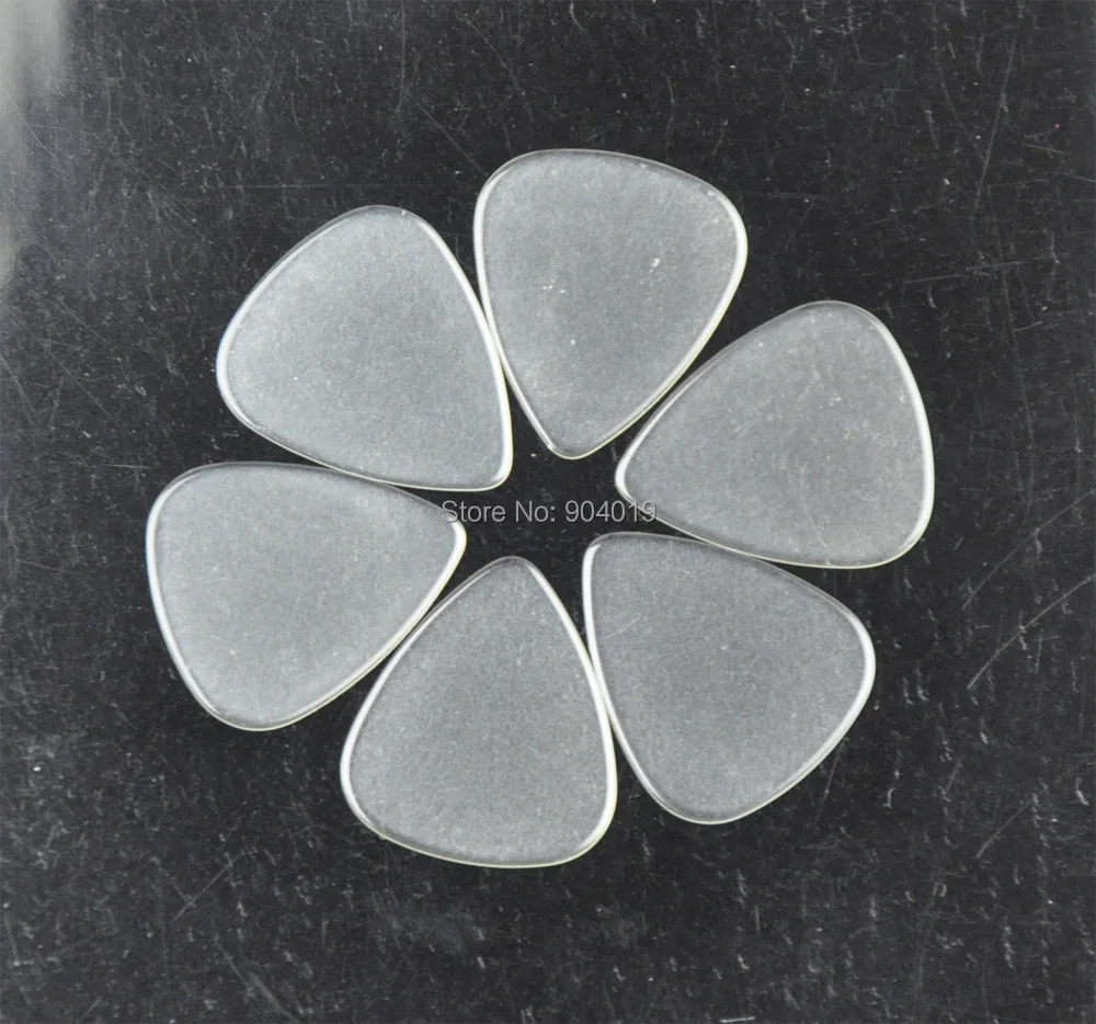 100pcs New Medium 0.71mm 351 Blank Celluloid Guitar Picks Plectrums Transparent