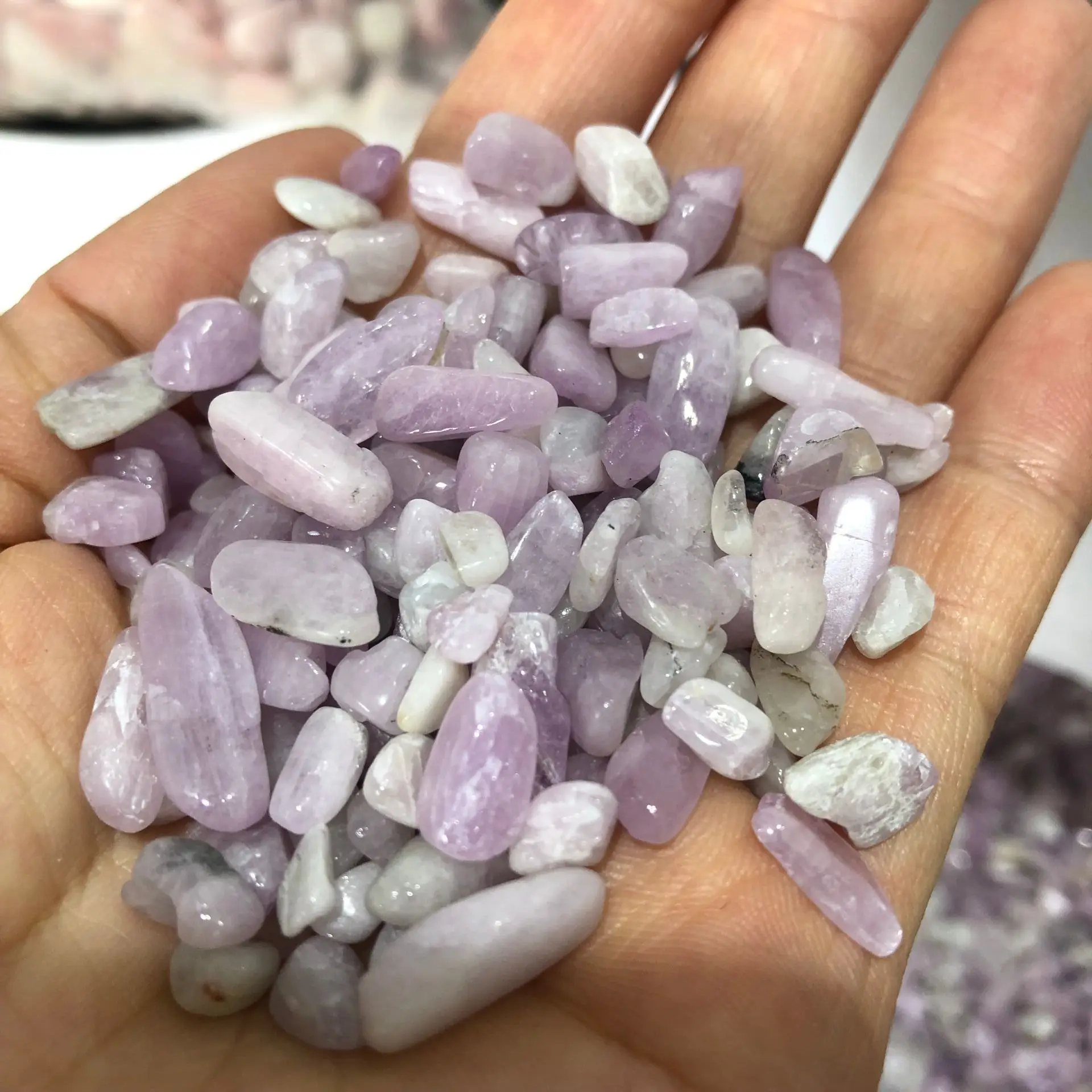 

100g Natural Purple lithium ash gravel Tumble Stone Minerals gravel specimen stone Energy Decorative Stone Fish Tank stone