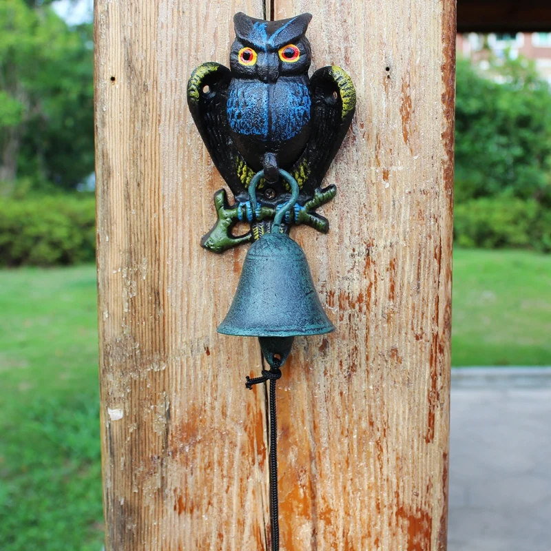 Hand Painted Blue Owl Cast Iron Wall Bell Home Garden Wall Decor Owl Figurines Hand Cranking Wall Mounted Welcome Door Bell