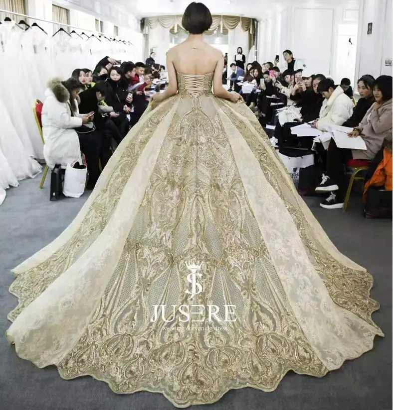 ราคาแพงสีทอง Puffy Ball Gown สไตล์อาหรับ Jusere จริงหรูหรา Ball Gown เลื่อมชุดราตรี2021