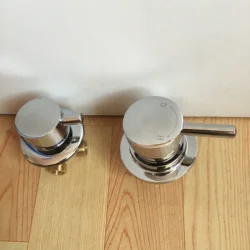 In wall mounted 2/3/4/5 Ways water outlet brass shower tap screw or intubation split shower cabin shower room mixed valves