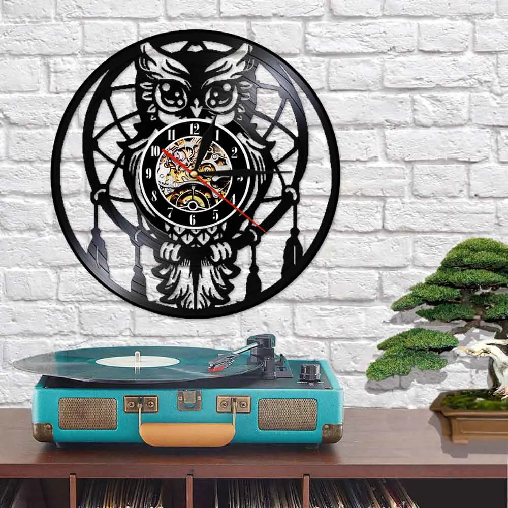 Owl Laser Engraved Vinyl Wall Clock Strigiformes Modern Design LED Watch Bedside Night Light Lamp with Remote Control