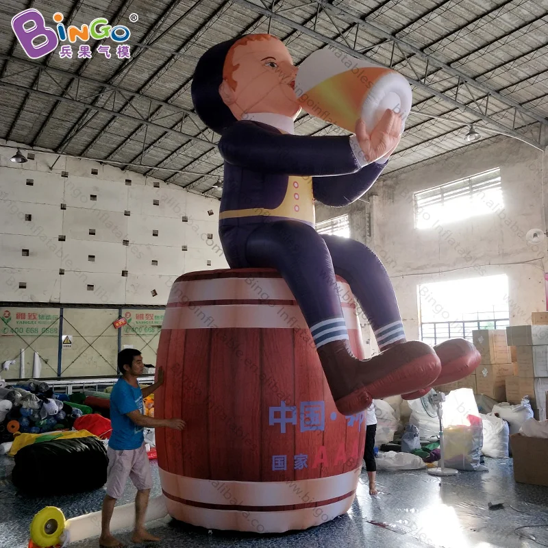 

Event decoration 3x5.3 meters inflatable beer barrels with mascot for sale / 17 feet wine barrels with doll balloons toys