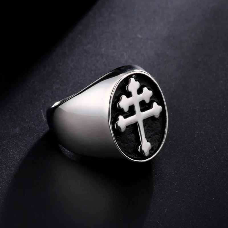 European and American personality new cross titanium steel ring men\'s retro punk ring