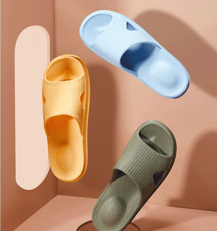 

New summer Shu Dan massage home slippers Soft and comfortable massage decompression non-slip slippers