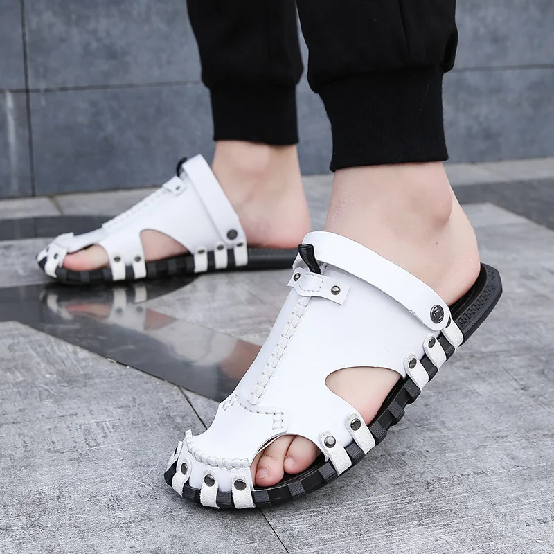 Summer New Men Leather Sandals Soft Comfortable Men\'s Slipper Fashion Outdoor Beach Sandales Black White Casual Sandalias Slides