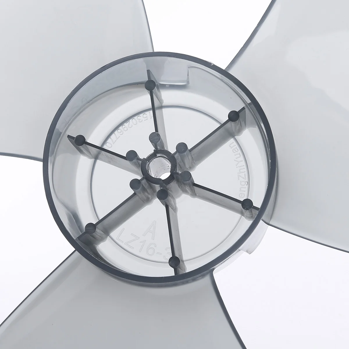 16 Inch Fan Blade Household Plastic Three Leaves with Fan Nut for Table Fanner Removable Low Noise Ventilation Blades Supplies