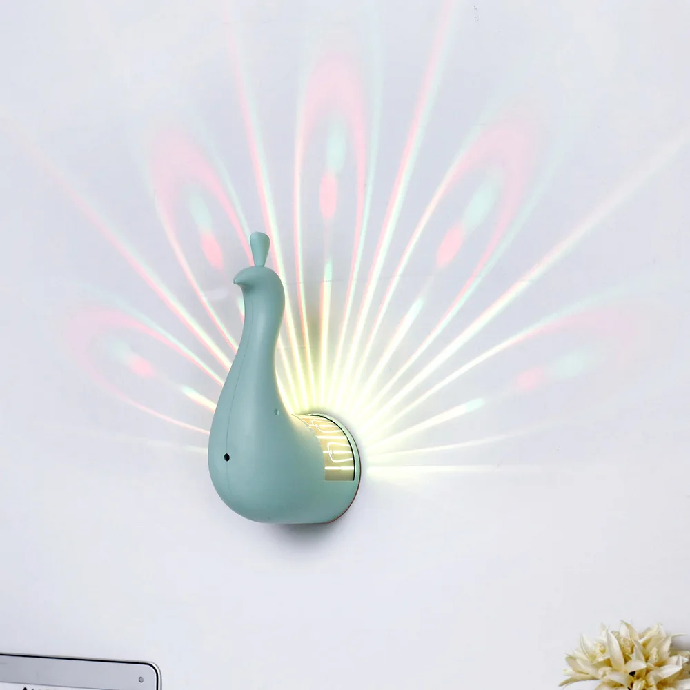 นกยูงโคมไฟใหม่และแปลก LED night light USB Creative home Lover ของขวัญโคมไฟขนาดเล็ก 7 สีรีโมทควบคุม