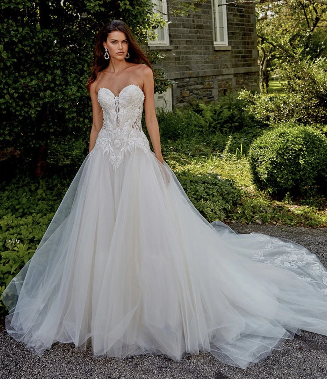 Robe de mariée trapèze en Tulle, avec des Appliques en dentelle, sans manches, à dos nu, avec paillettes, longueur au sol, avec traîne, nouvelle collection