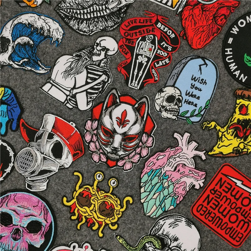 Black Red Punk Embroidered Patches Rock Anime Patches on Clothes Skull Iron on Patch for Clothing Lips Cyanrose Badges Stickers