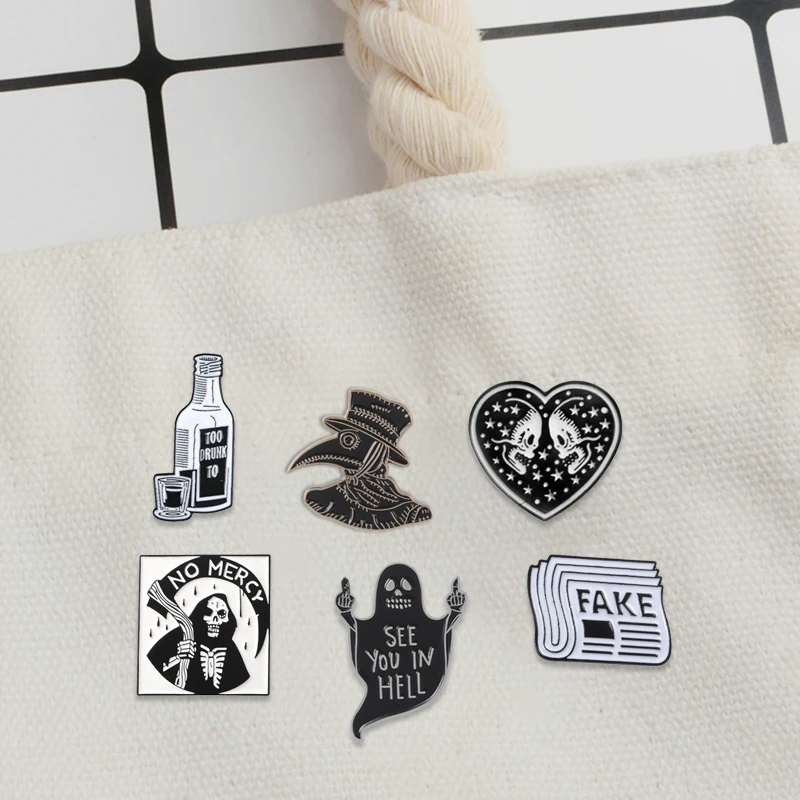 Plague Doctor Grim Reaper Hell ghost pin Punk skull heart enamel pin brooch Wine newspaper pass the time Lapel pin badge jewelry