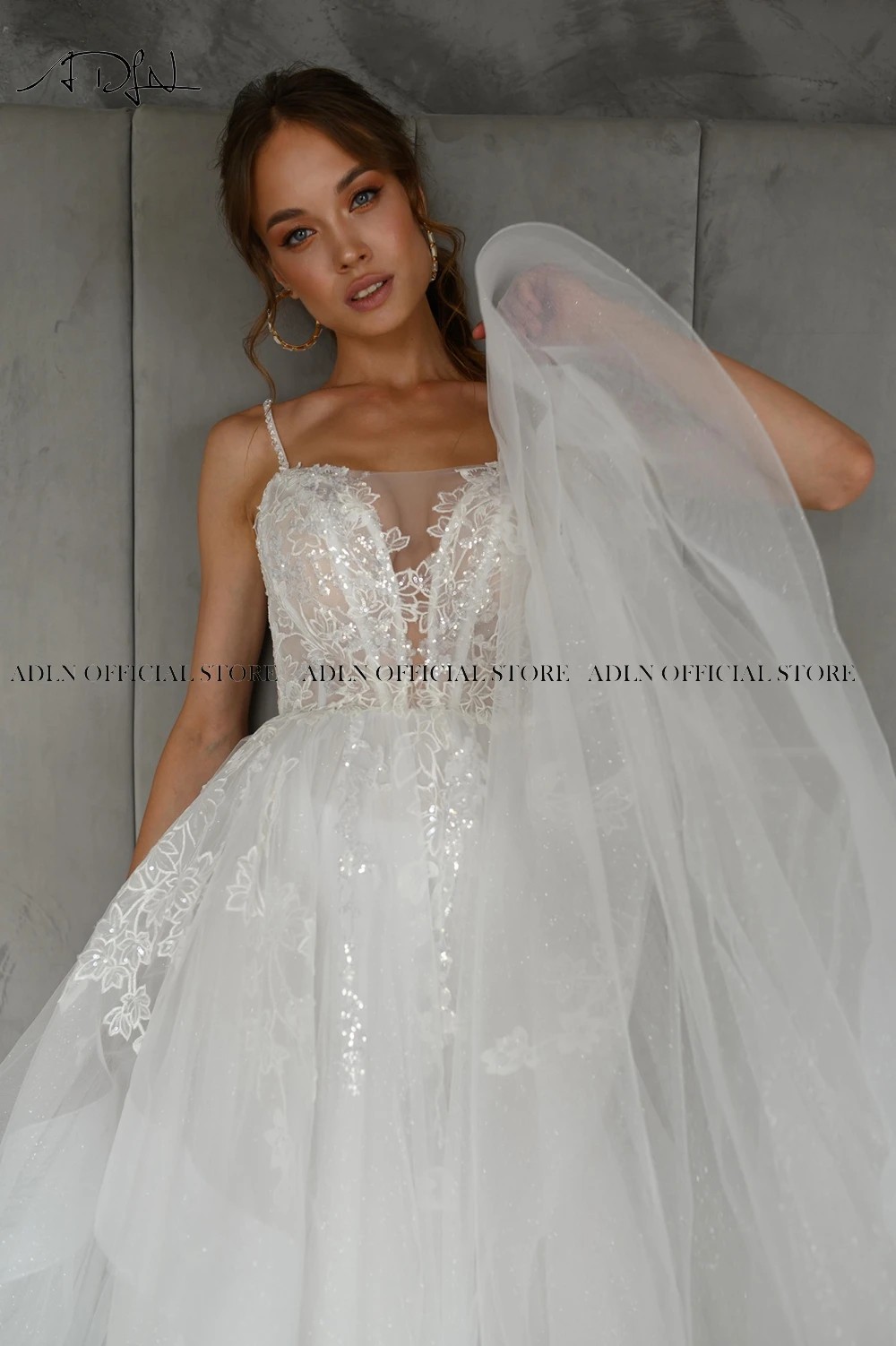 Robe de mariée Sexy en dentelle, bretelles Spaghetti, à volants, sur mesure, dos bas, ligne a, avec Appliques