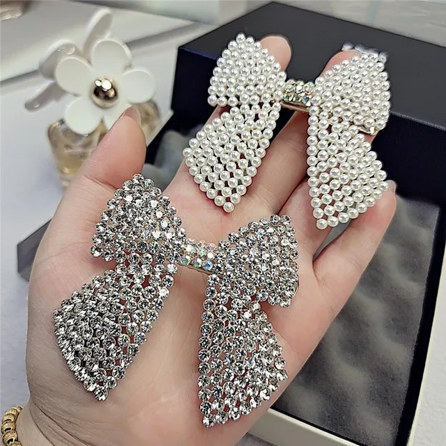 Rhinestone Pearl Bow spinki do włosów Barrettes kobiety Boutique diament łuk kryształ krawat biżuteria ślubna spinki spinki do włosów hurtownia