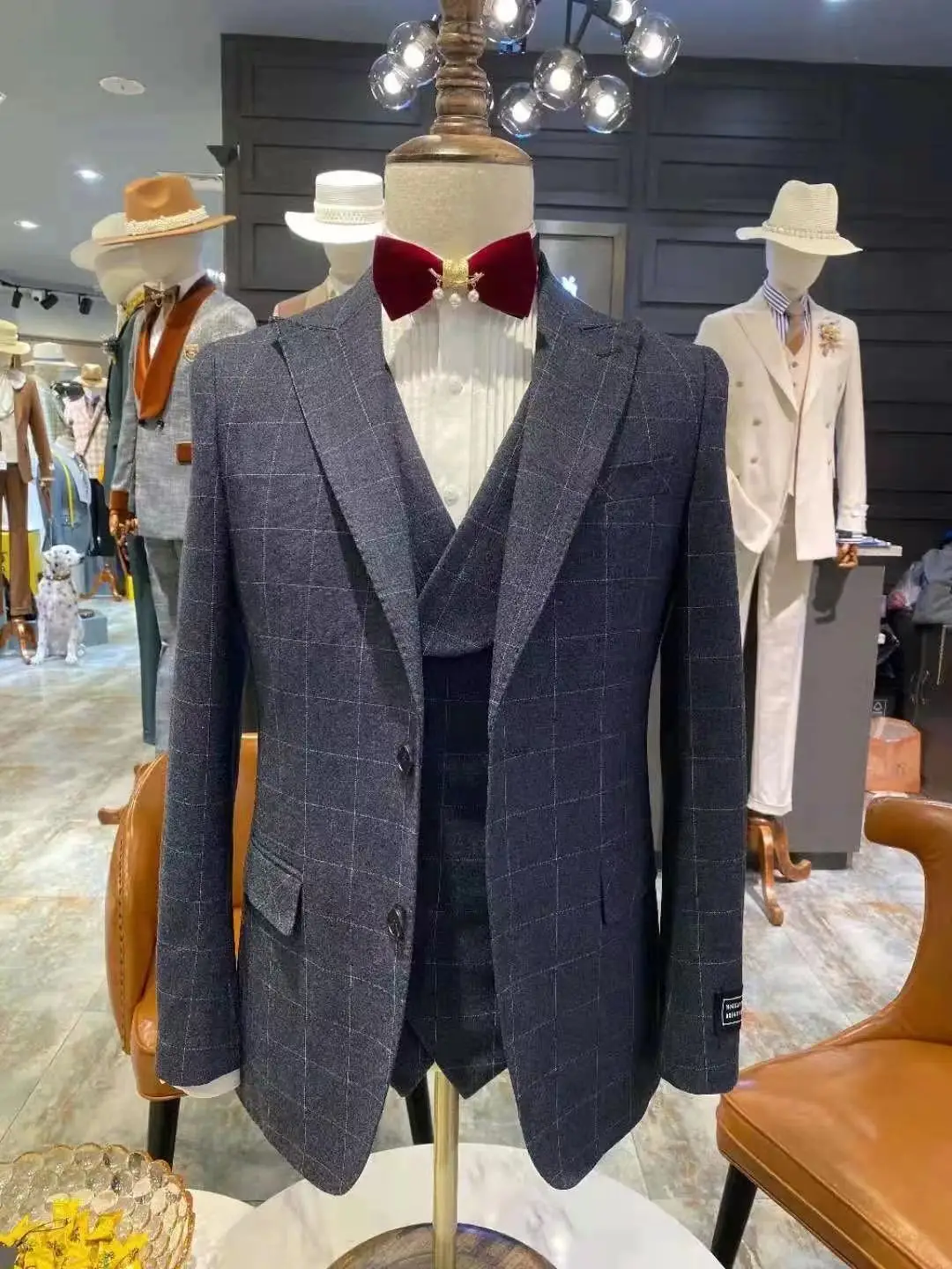 

Custom Latest design high-quality fashion Plaid wedding suits for men slim fit noble Groom's best man suit Blazer Jacket+pants