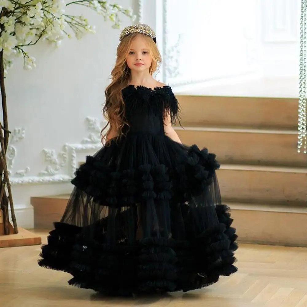 Zwarte Bloemen Meisjes Jurken Tiered Ruches Feather Off Shoulder Floor Lengte Kids Teens Pageant Jurken Verjaardagsfeestje Jurk