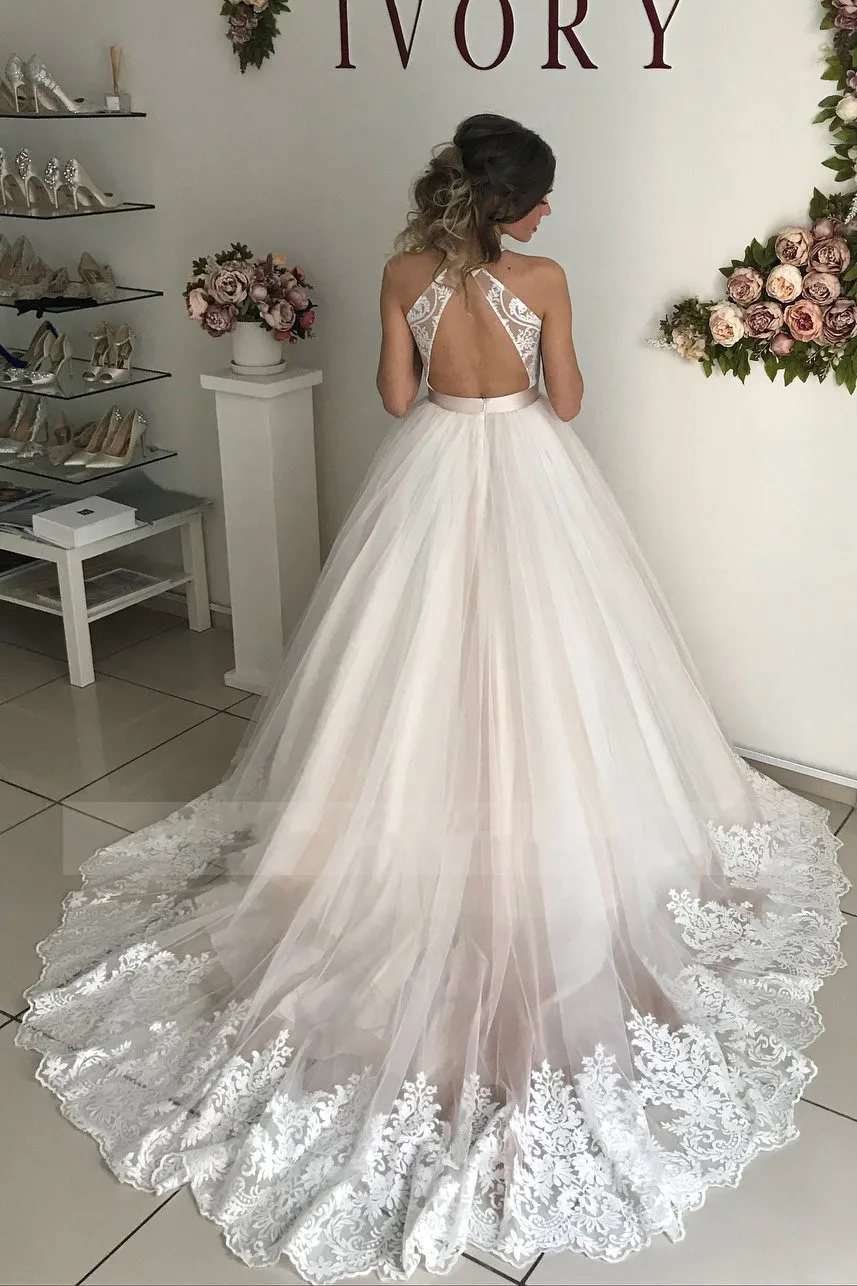 2023 Plunging Deep V Neck Lace Wedding Dress A Line Tulle Belt Criss Cross Backless Court Train Edge Applique Bridal Ball Gowns