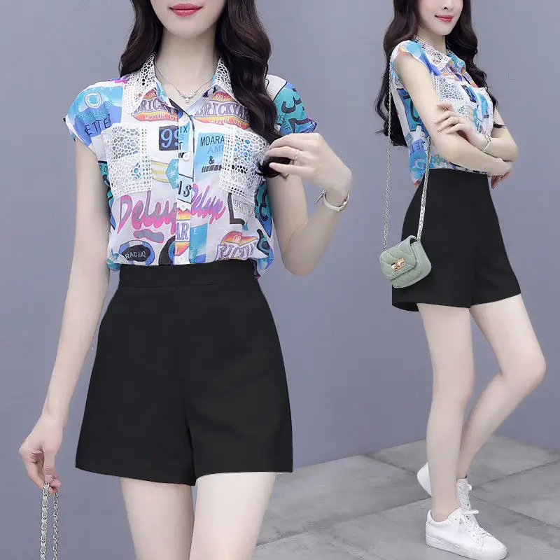 ชุดกางเกงขาสั้น2023สำหรับผู้หญิงใส่ในฤดูร้อนชุดเสื้อผ้าผู้หญิงแฟชั่นสำนักงานผู้หญิงชุดสองชิ้นผ้าชีฟองเปิดคอพิมพ์ลาย