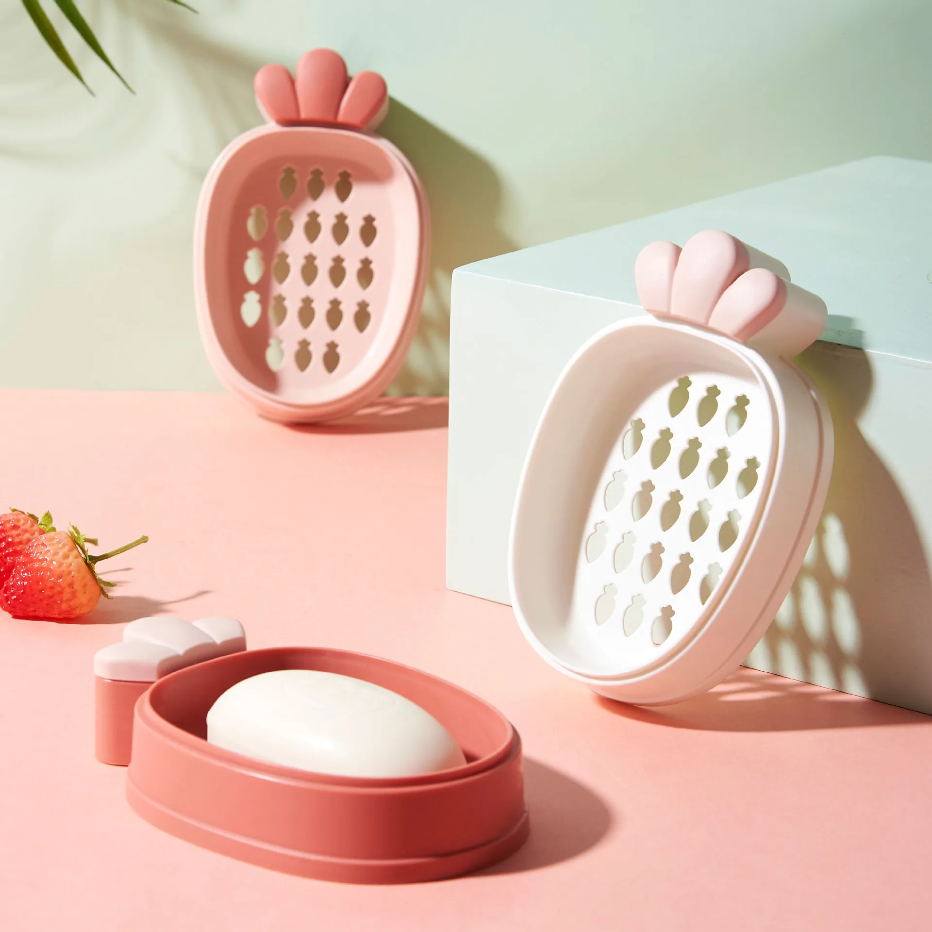 새로운 무 비누 상자, 뚜껑이 달린 세련되고 귀여운 비누 상자, 물을 필터링하는 중공