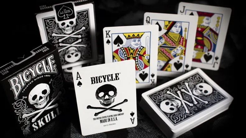 Bicycle Black Skull Playing Cards Deck Halloween Theme Poker USPCC Magic Card Games Magic Tricks Props for Magician