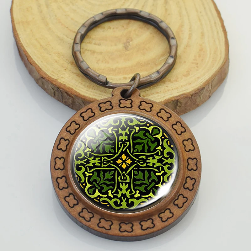 St. Patrick Day Natural Four-Leaf Clover Keychain Jewelry Glass Cabochon Shamrock Wooden Keyring Fashion Car Keyholder