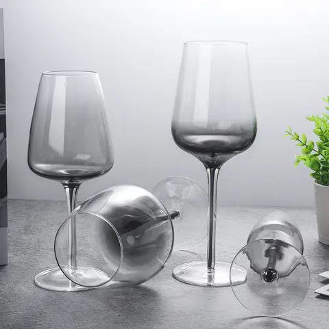 Modern Smoke Grey Goblet Champagne Glass Black Rod Crystal Drinking Glasses for Home Hotel Decorative Wine Glasses