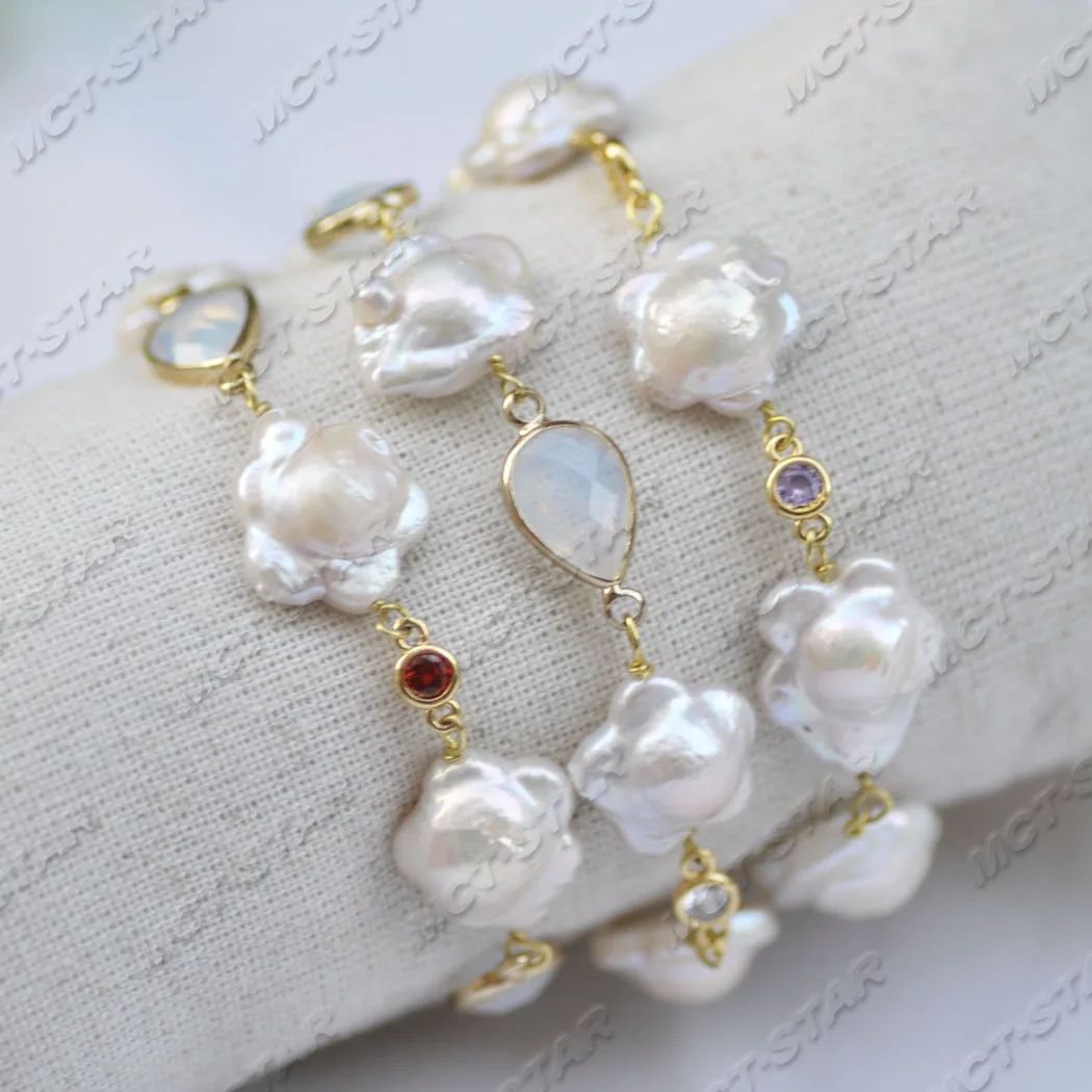 

MCT·STAR Z11719 3Row 8" 18mm White Plum Blossom Pearl Opel CZ Bracelet
