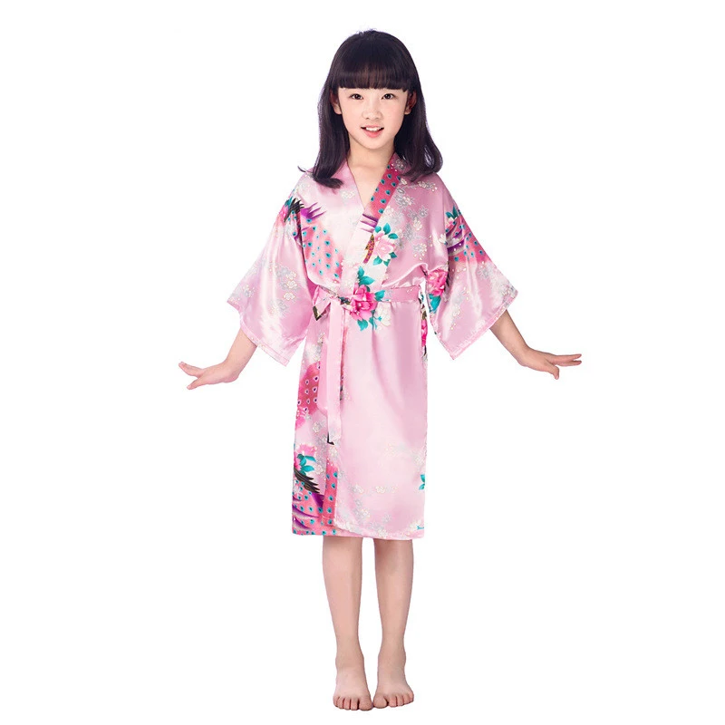 Wholesale Girls Satin Silk Robes for Spa Party Birthday Wedding Bath Robes Toddler Peacock Printed Flower Kids Kimono Robes D10