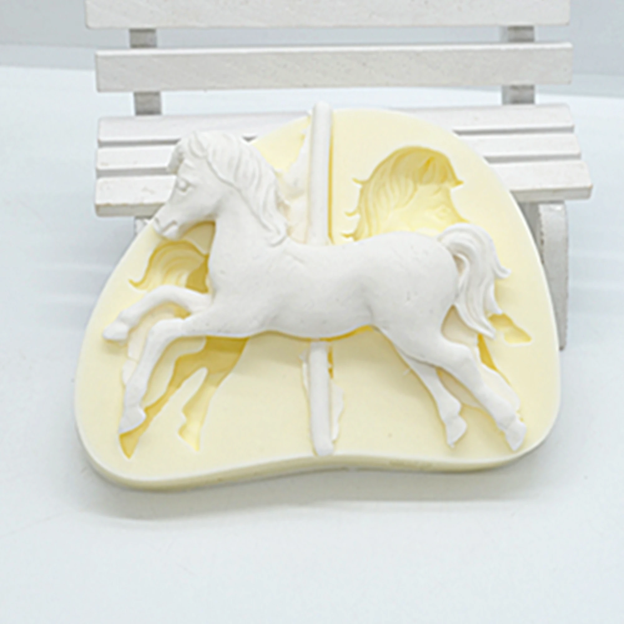 Luyou DIY Baby Trojan Horse Fondant Silicone Mold For Cake Decorating Tools Cake Molds Kitchen Baking Accessories FM123