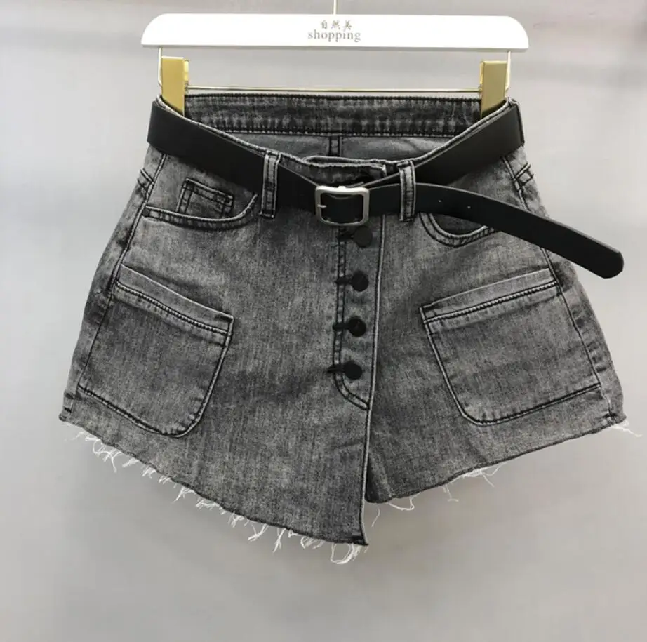 2020 summer single-breasted denim shorts Culottes women streetwear tassel a-line package hip mini skirt r408