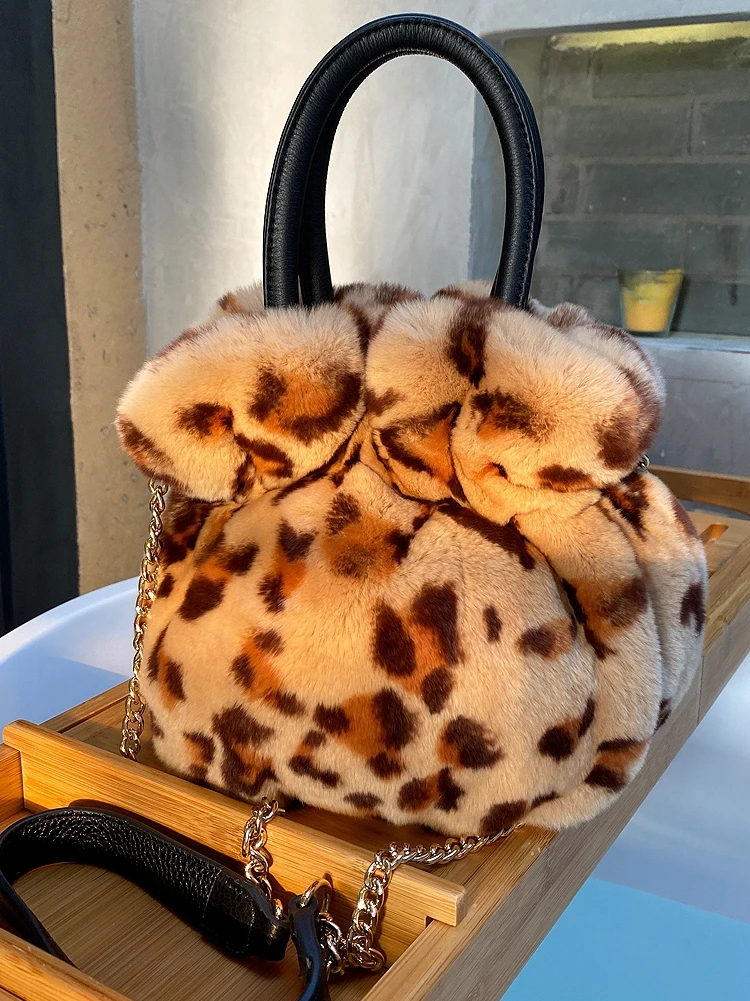 ZDFURS*Winter rex rabbit fur female bag portable fur real hair rabbit hair aslant leopard package bucket chain fashion