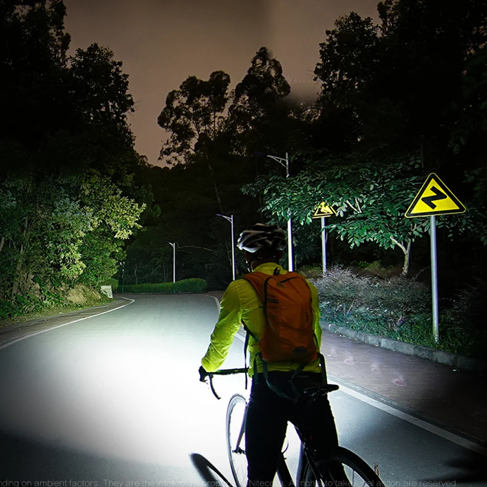 2024 Wholesale Nitecore BR35 1800LM CREE XML U2 Dual Distance Beam Rechargeable Bike Light Built In 6800mAh Battery Pack outdoor