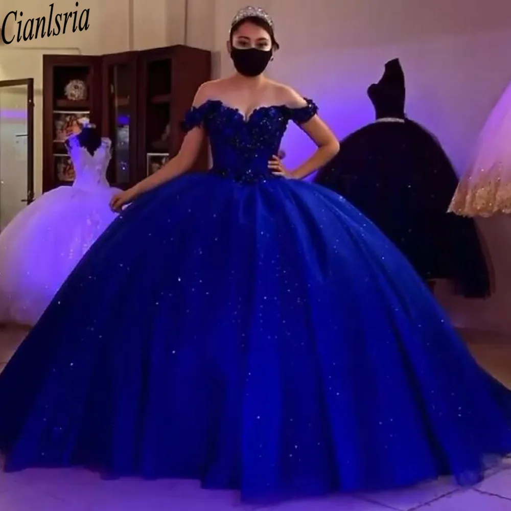 Sparkly Royal Blue Quinceanera Dress 2022 elegante Off spalla paillettes Ruffle corsetto Puffy Ball Gown Prom Dress stile di lusso