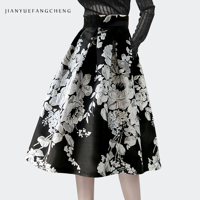 Vintage Jacquard Black-White Floral Skirt Women High Waist Embroidery A-Line Big Swing Pleated Mid-Length Skirt 2022 Autumn New