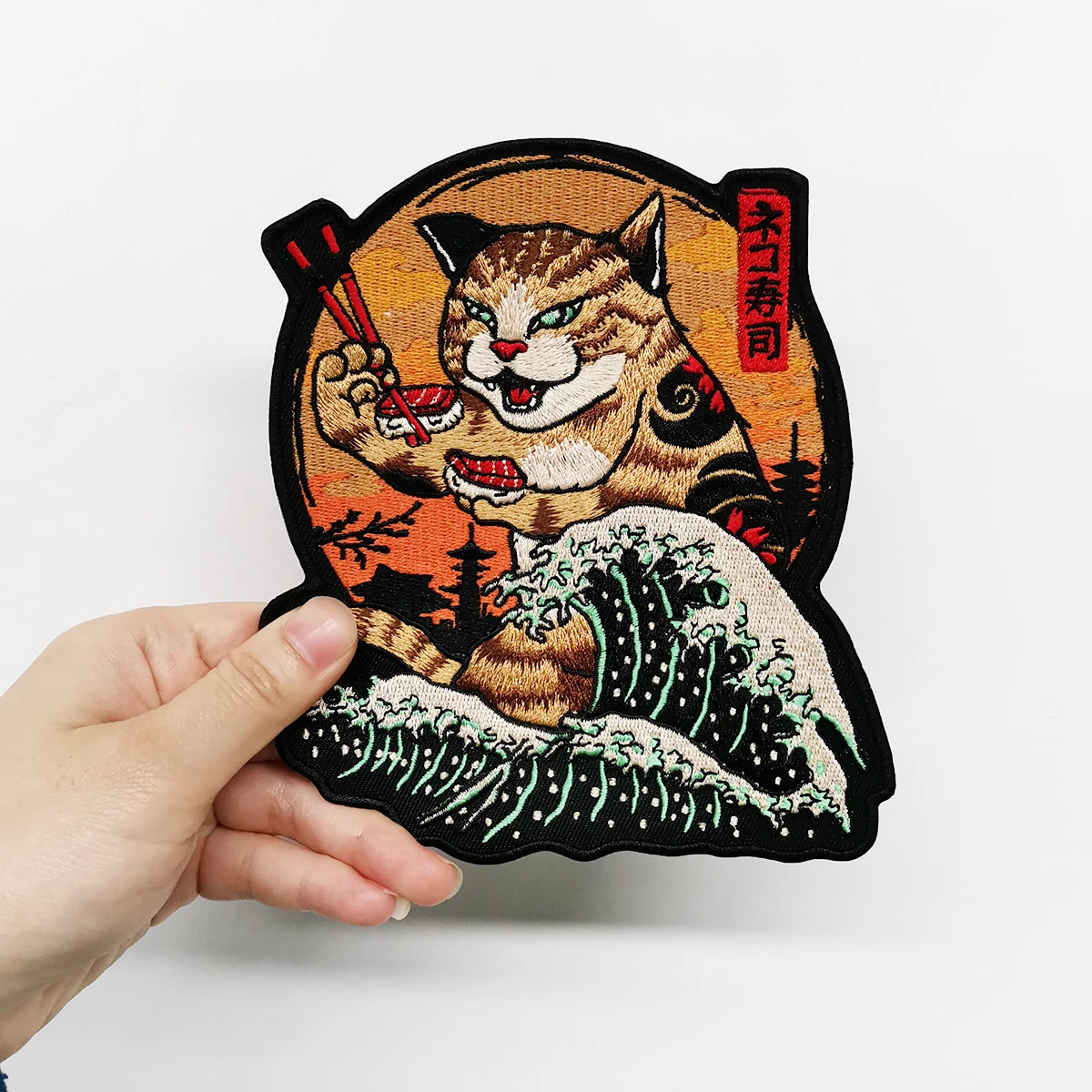 Cute Cat Eating Sushi Embroidery Patches Iron on Patches for Clothes Jacket Applique High Quality Beach Japan Culture Style DIY