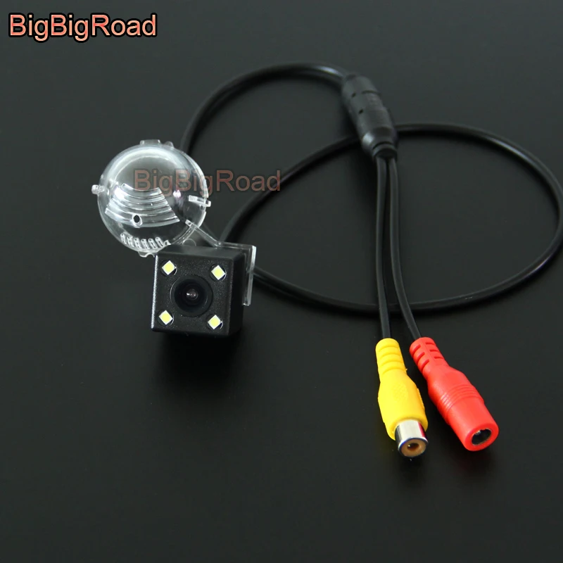 

BigBigRoad Car Rear View Backup Reversing Camera With Power Relay / Filter For Suzuki SX4 SX-4 S-Cross Crossover Grand Vitara
