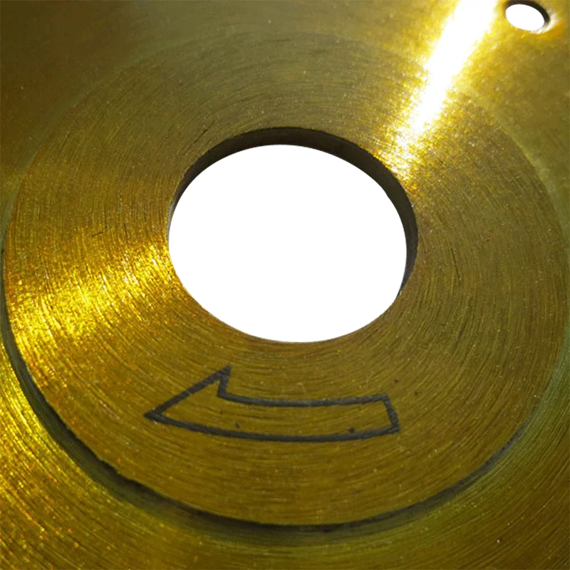 Lama ultra sottile da 4.5 ", disco da taglio particolarmente buono per tagliare ceramica e piastrelle! Lama turbo da 115mm. Spedizione gratuita!