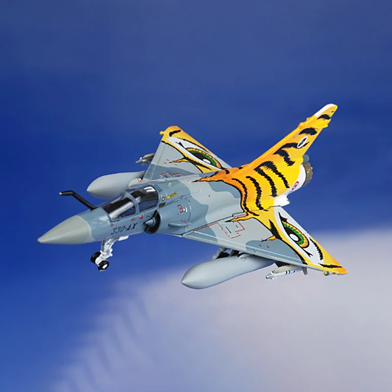 

Diecast 1/200 Scale for Dassault Mirage 2000 French HG6795 Air Force Aircraft Airplane Fighter Model Toys Collections Souvenir