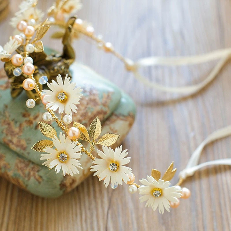 Bride Wedding Hair Accessories Pearl Floral Crown Bride Garland Hairband Floral Hair Leaf Vine Pearl Headpiece Hair Ornament