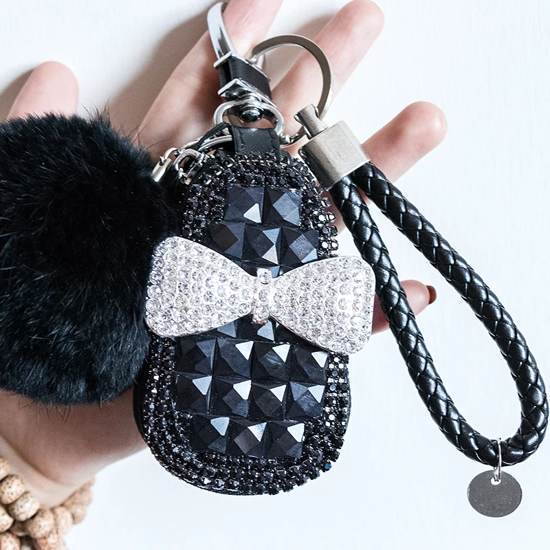 Afbeelding 4: Diamanten Bezaaid Autosleutel Case Hanger Leuke Creatieve Universal Sleutelhanger Ornament Bag Case Porta Chave Purse Funda Llave Sleutel houder