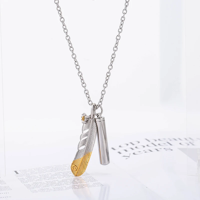 

Fashion Perfume Bottle Pendent Hip-hop Trendy Stainless Steel Gold Color Feather Necklace For Women And Man Party Gift